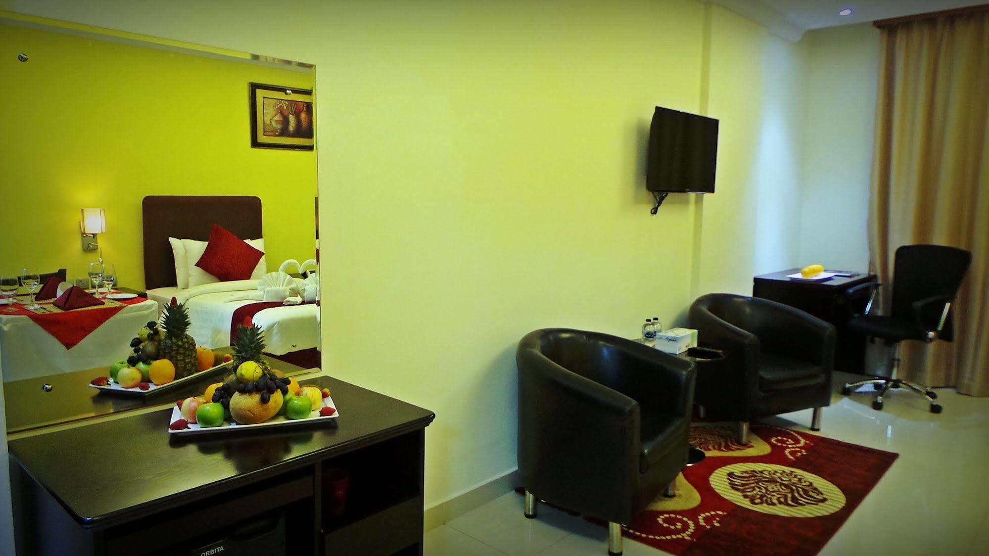 Mirage Hotel Al Aqah Exterior photo