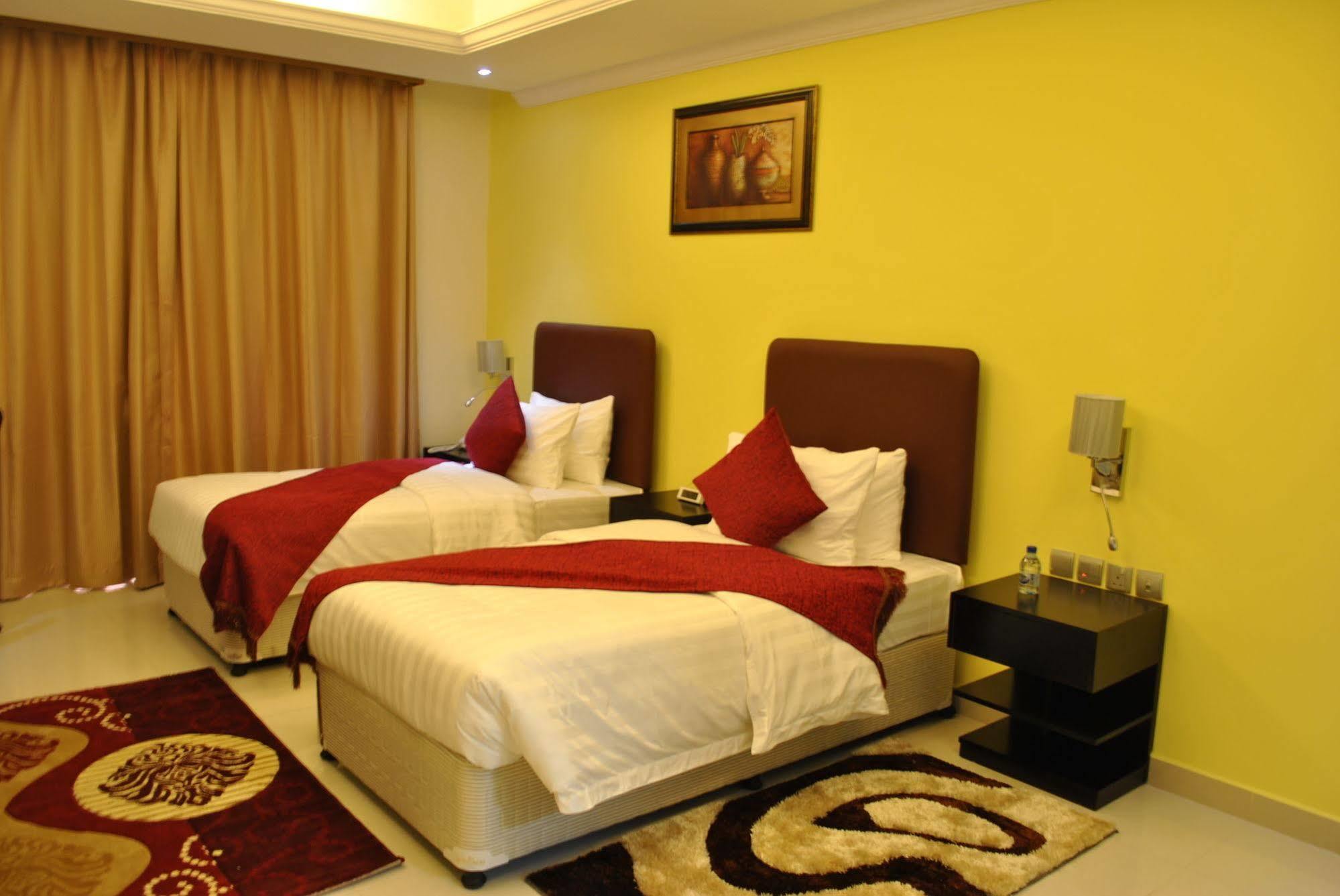 Mirage Hotel Al Aqah Exterior photo